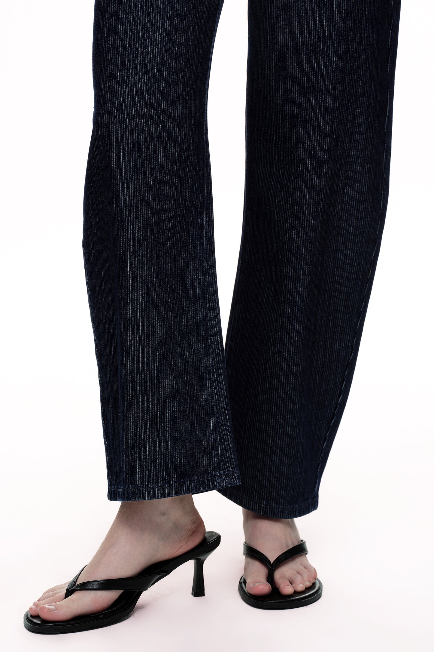 Mid Rise Barrel  Denim Jeans OSOX024