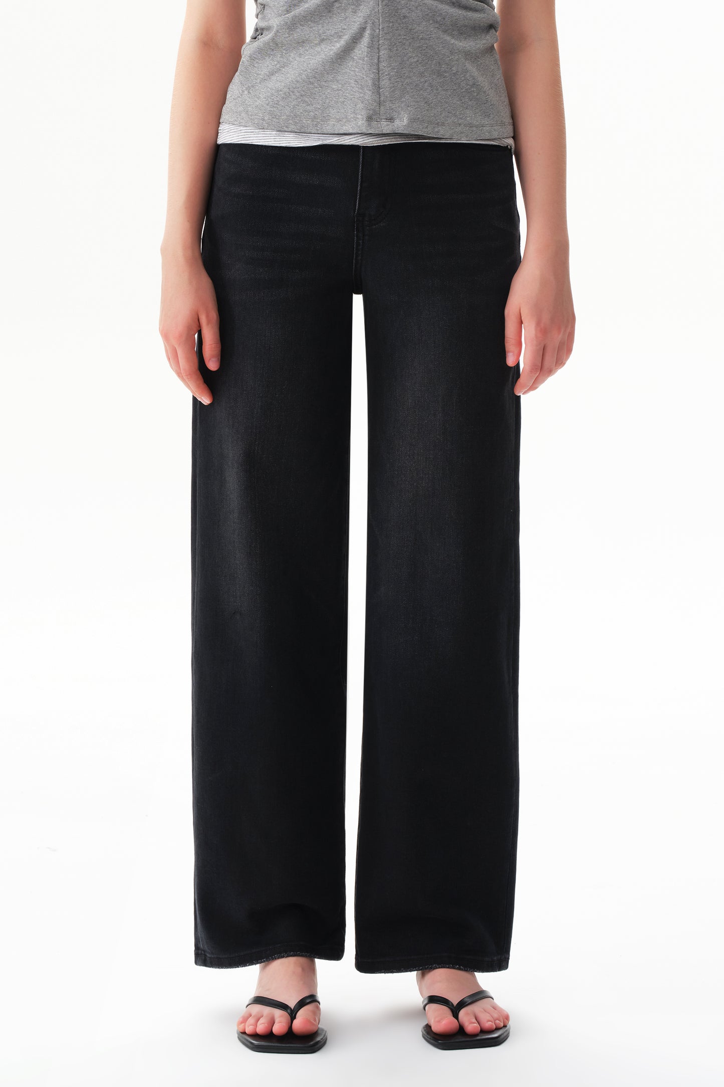 Plus Size High Waist Relaxed Tapered Jeans OST5024-P