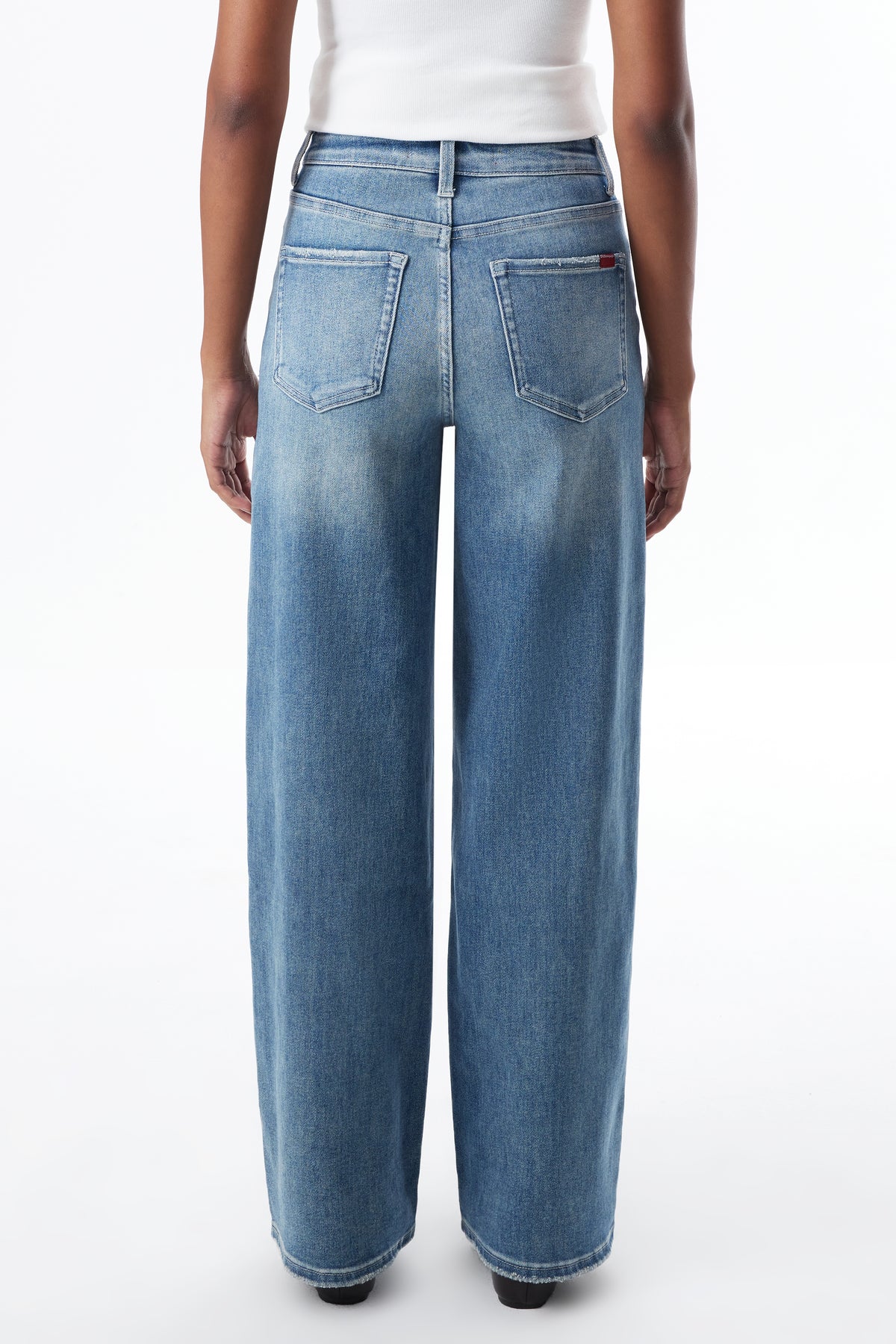 High Rise Relaxed Straight Denim Jeans OST5024