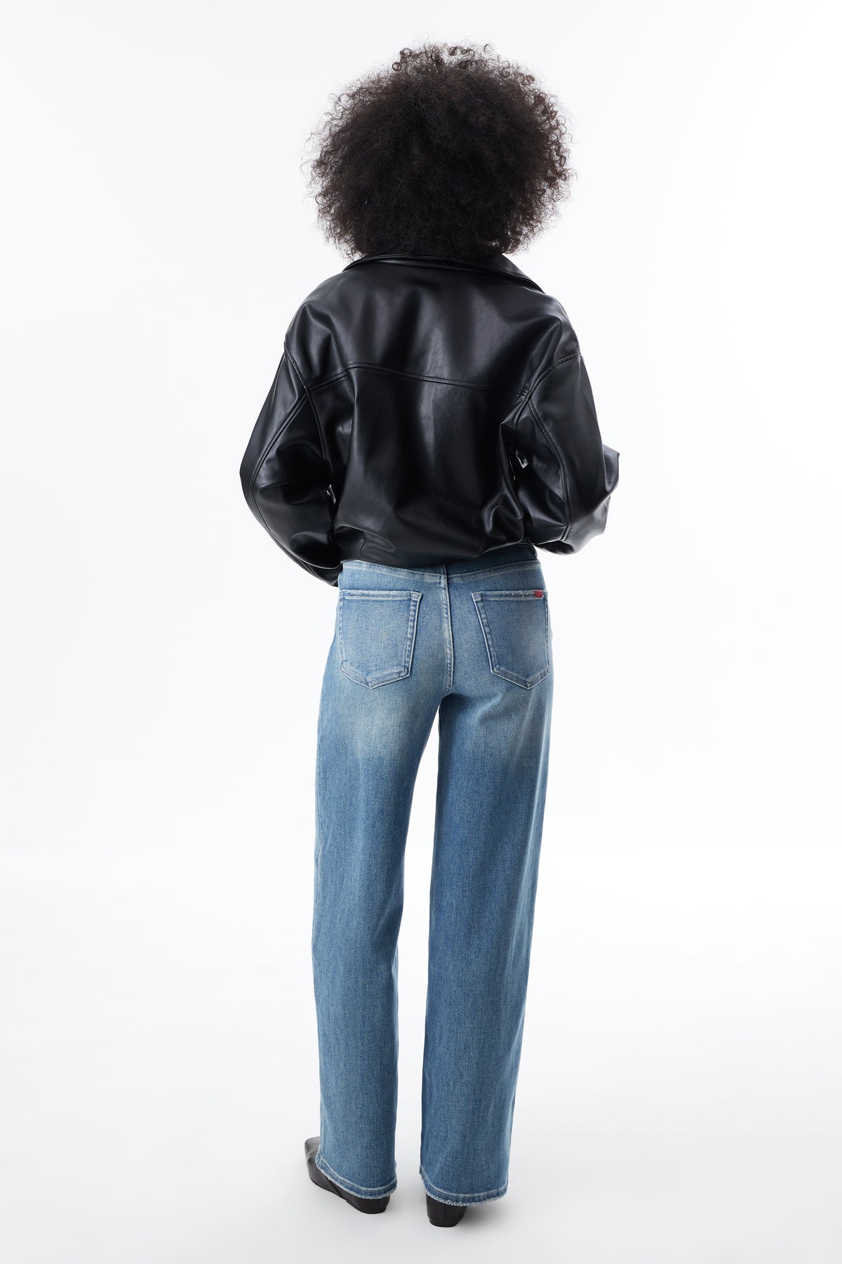 High Rise Relaxed Straight Denim Jeans OST5024