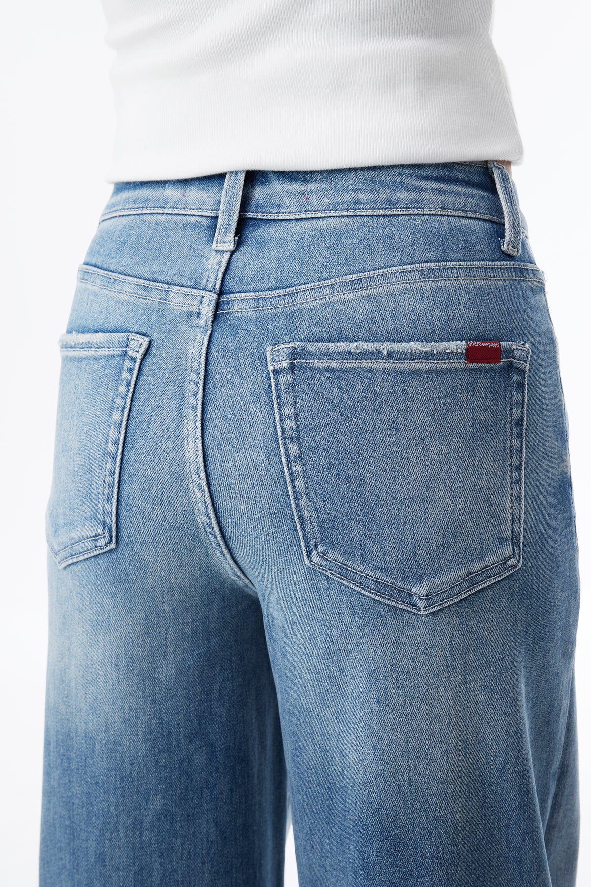 High Rise Relaxed Straight Denim Jeans OST5024