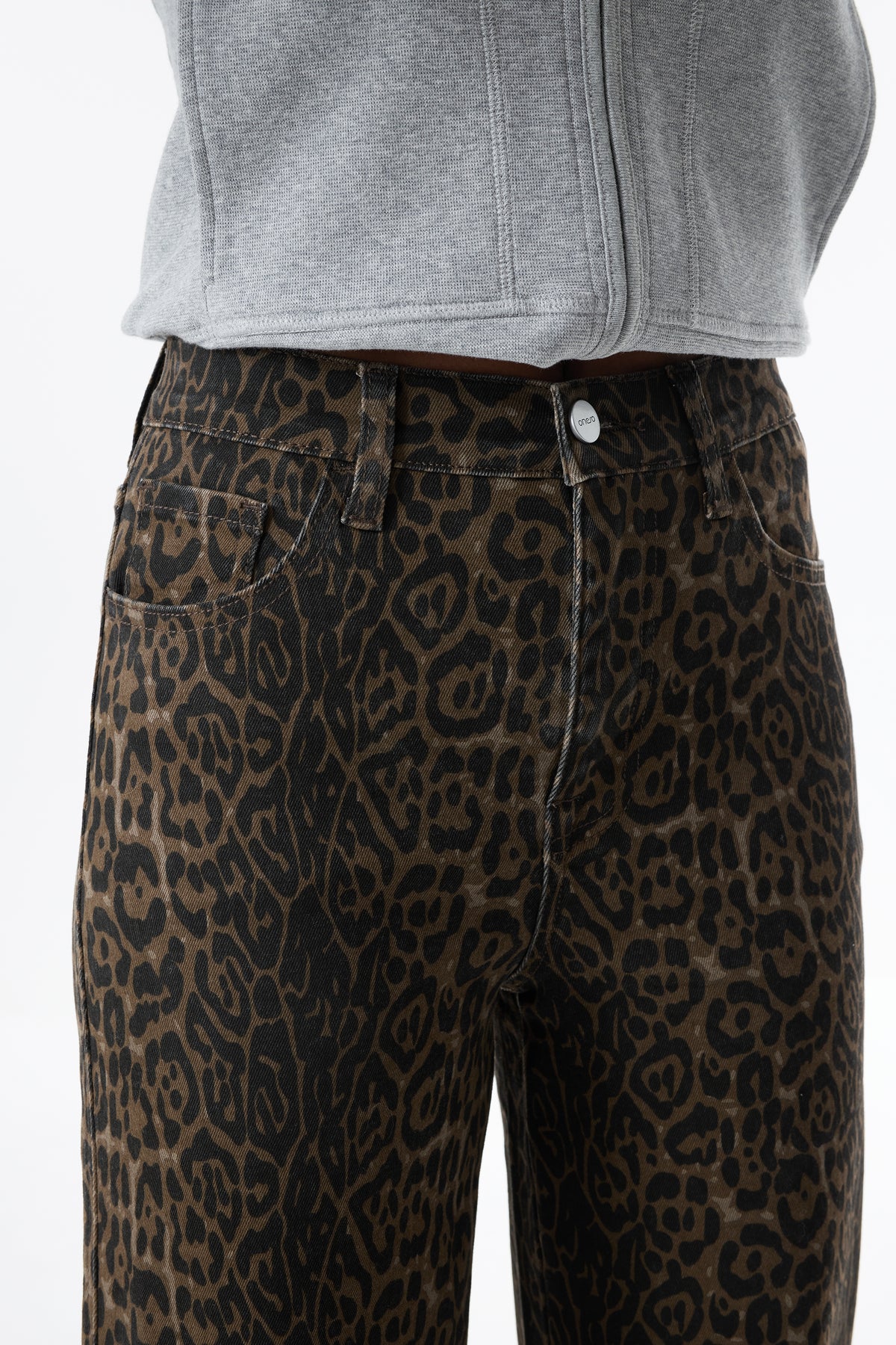 High Rise Relaxed Straight Leopard Print Pants OST5028