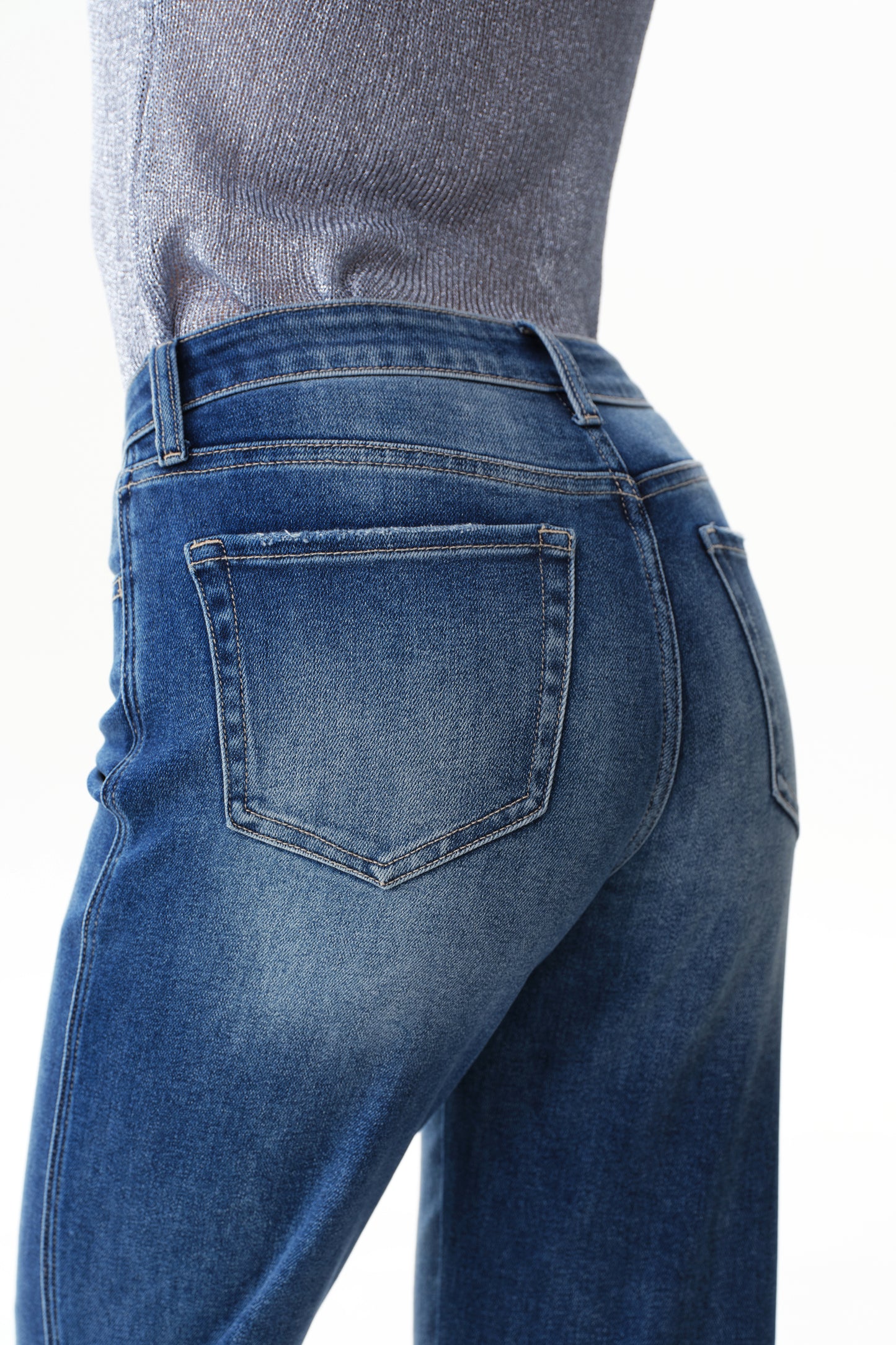 High Rise Relaxed Straight Jeans OST5033