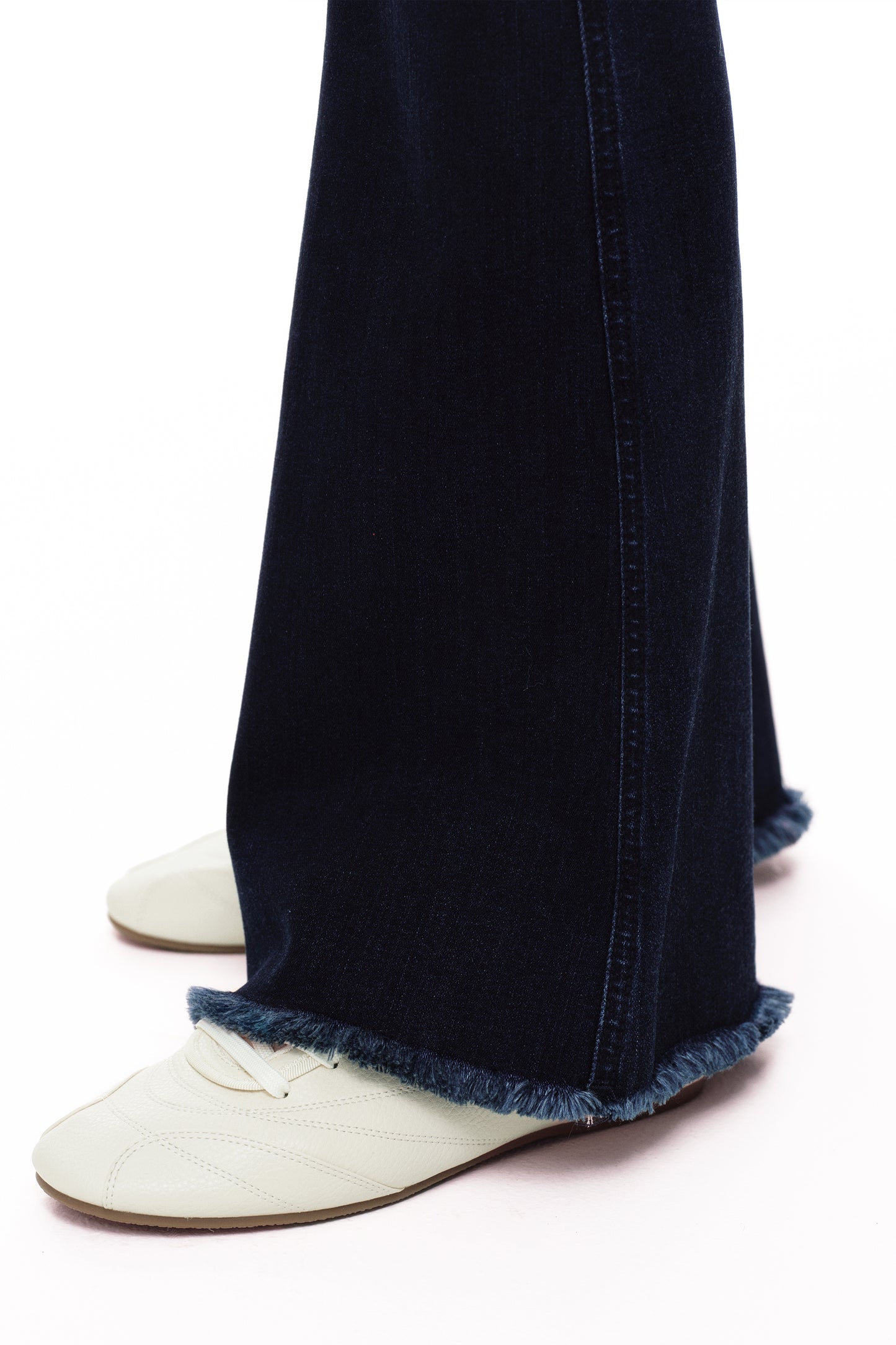 Mid Rise Flare Denim Jeans OSF1105R